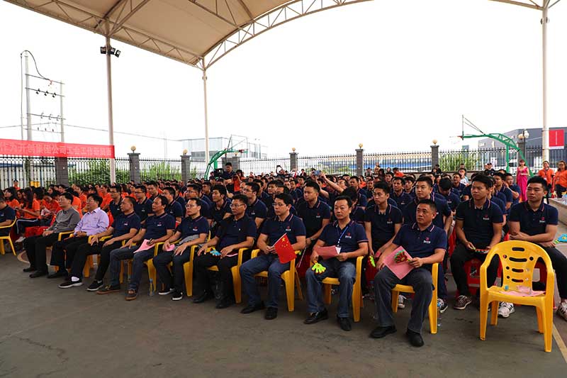 全國總工會文工團(tuán)到百投集團(tuán)演出