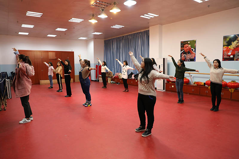 百投集團(tuán)為成功舉辦迎春晚會(huì)作充分準(zhǔn)備